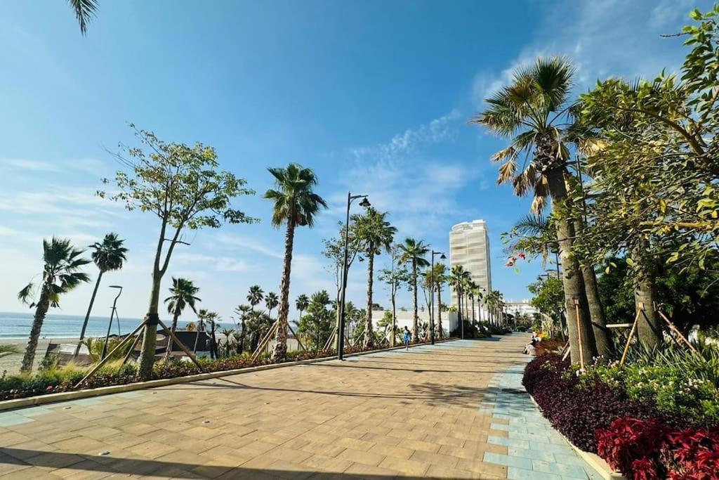 Room City Estepona Estudio Mar Exterior photo